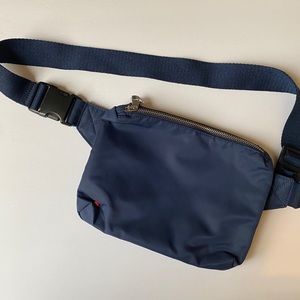State Lorimer Fanny Pack in Dark Blue